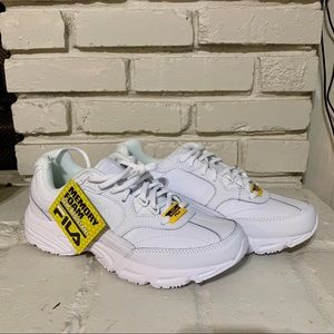 FILA White Slip Resistant Shoes WET/DRY/OIL